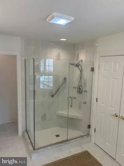 Bath - 10 Mist Flower Rd, Ocean Pines, MD 21811 photo 3 of 5