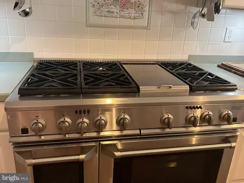 Kitchen - 10 Mist Flower Rd, Ocean Pines, MD 21811 photo 4 of 5