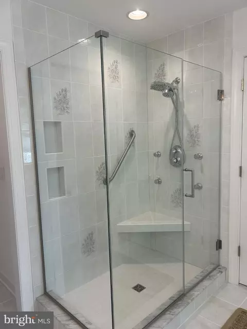 Bath - 10 Mist Flower Rd, Ocean Pines, MD 21811 photo 4 of 5
