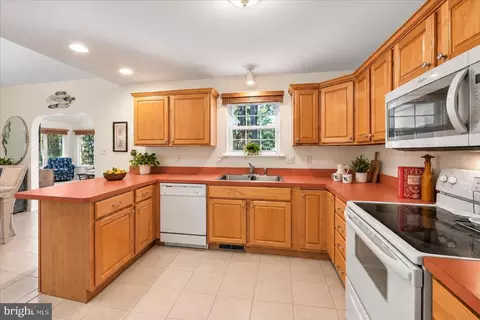 Kitchen - 12 Coventry Ct, Ocean Pines, MD 21811 photo 1 of 2