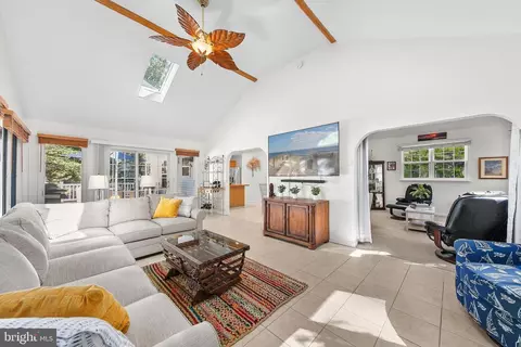 Living - 12 Coventry Ct, Ocean Pines, MD 21811 photo 2 of 2