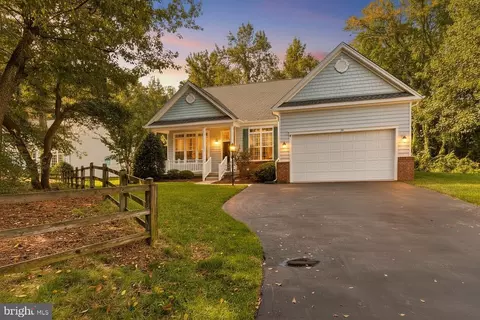 Exterior - 32 Easton Ave, Ocean Pines, MD 21811 photo 1 of 5