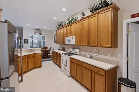 Kitchen - 32 Easton Ave, Ocean Pines, MD 21811 photo 2 of 4