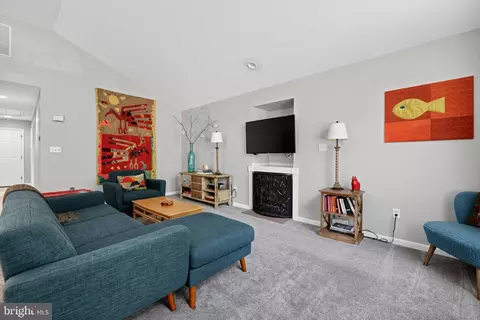 Living - 66 Robin Hood Trl, Ocean Pines, MD 21811 photo 2 of 4