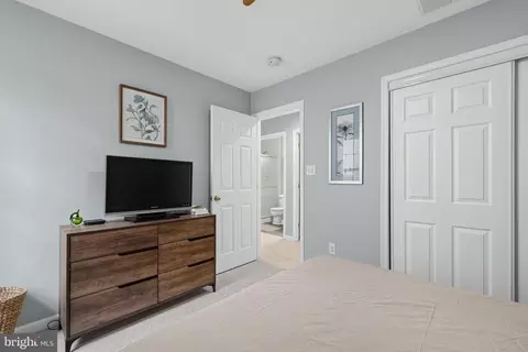 Bedroom - 66 Robin Hood Trl, Ocean Pines, MD 21811 photo 8 of 8
