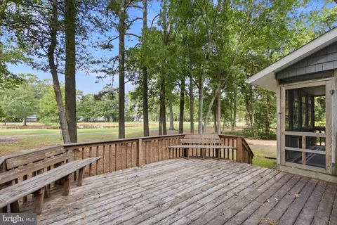 Exterior - 7147 Chandler Dr, Berlin, MD 21811 photo 7 of 17