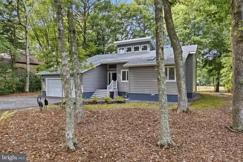 Exterior - 7147 Chandler Dr, Berlin, MD 21811 photo 2 of 17