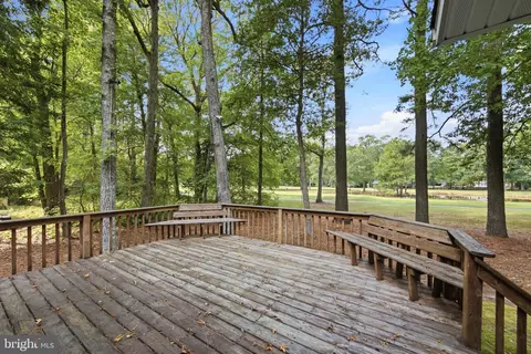 Exterior - 7147 Chandler Dr, Berlin, MD 21811 photo 6 of 17