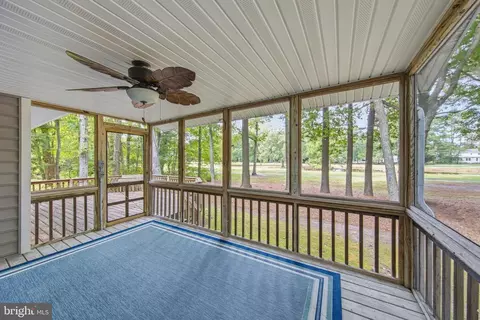 Exterior - 7147 Chandler Dr, Berlin, MD 21811 photo 5 of 17