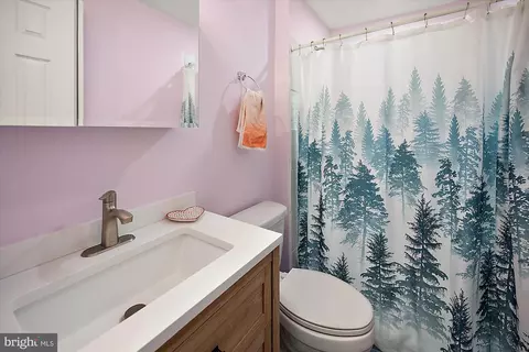 Bath - 59 Castle Dr, Ocean Pines, MD 21811 photo 1 of 2