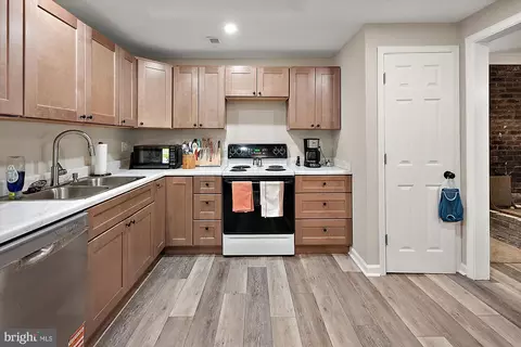 Kitchen - 59 Castle Dr, Ocean Pines, MD 21811 photo 2 of 3