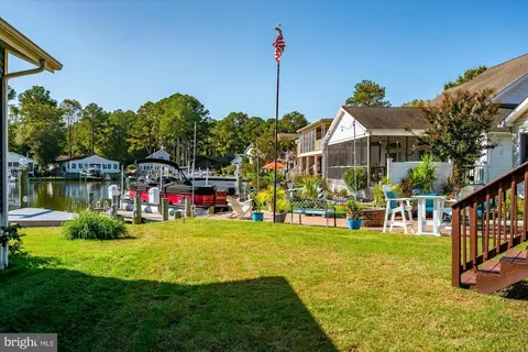 Exterior - 2 Beach Ct, Ocean Pines, MD 21811 photo 12 of 21