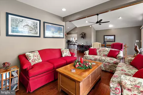 Living - 2 Beach Ct, Ocean Pines, MD 21811 photo 6 of 8