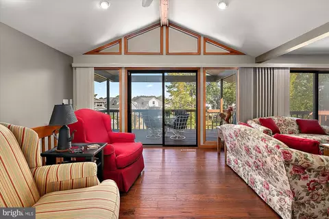 Living - 2 Beach Ct, Ocean Pines, MD 21811 photo 7 of 8