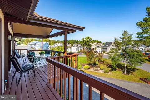 Exterior - 2 Beach Ct, Ocean Pines, MD 21811 photo 10 of 21