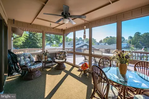 Exterior - 2 Beach Ct, Ocean Pines, MD 21811 photo 3 of 21