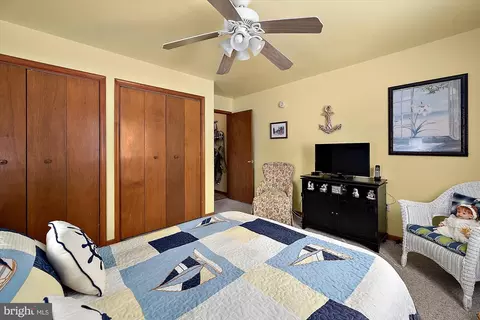 Bedroom - 2 Beach Ct, Ocean Pines, MD 21811 photo 6 of 8
