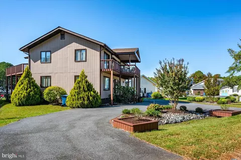 Exterior - 2 Beach Ct, Ocean Pines, MD 21811 photo 16 of 21