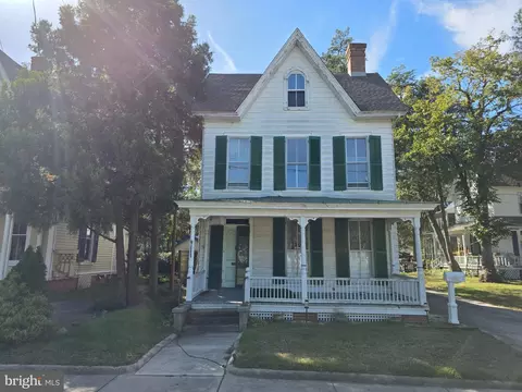 108 N Church St, Snow Hill, MD 21863
