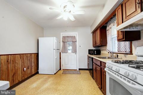 638 Grape St, Hammonton, NJ 08037 photo 5