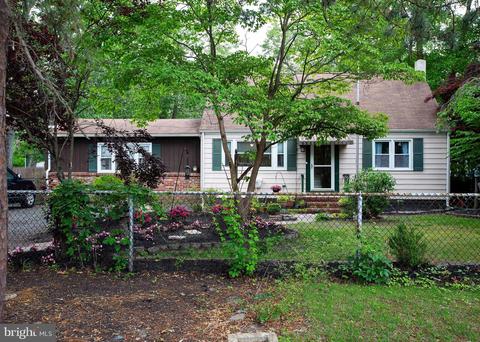 208 Braddock, Williamstown, NJ 08094 photo 4