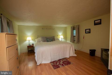 208 Braddock, Williamstown, NJ 08094 photo 20