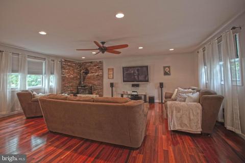 208 Braddock, Williamstown, NJ 08094 photo 8