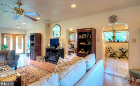 121 E Collings Dr, Williamstown, NJ 08094 photo 9