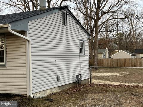 110 E Colton Ln, Williamstown, NJ 08094 photo 3