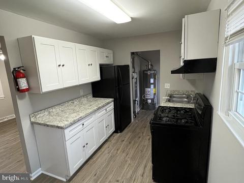 110 E Colton Ln, Williamstown, NJ 08094 photo 8