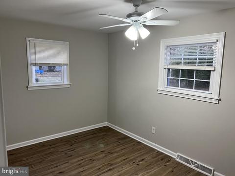110 E Colton Ln, Williamstown, NJ 08094 photo 14