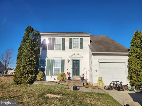 18 Sugarberry Rd, Egg Harbor Township, NJ 08234