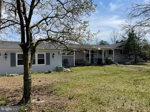 114 Cains Ml, Williamstown, NJ 08094