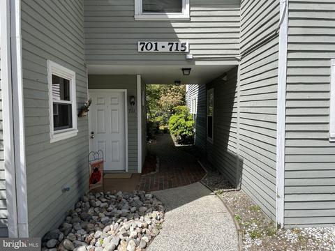 713 E Fishers Creek Rd, Galloway, NJ 08205