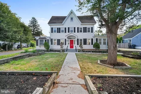 604 S Shore Rd, Absecon, NJ 08201