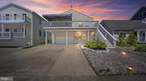 175 9th St S, Brigantine, NJ 08203