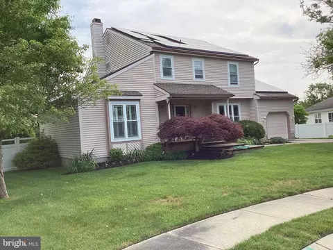 5 Meredith Ct, Northfield, NJ 08225