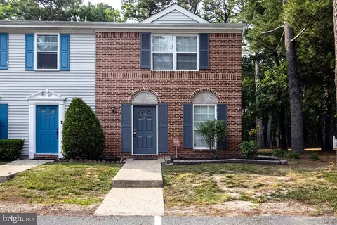 66 Shawnee Pl, Absecon, NJ 08205