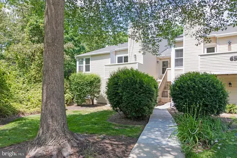 79 Pheasant Meadow Dr, Absecon, NJ 08205