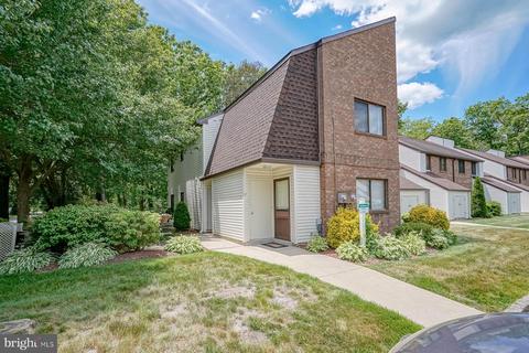 2 Country Birch Ln, Egg Harbor Township, NJ 08234