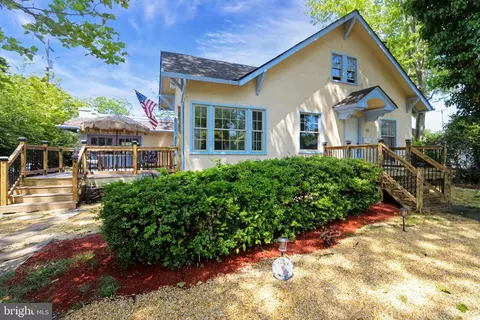 32 Northfield Plz, Northfield, NJ 08225