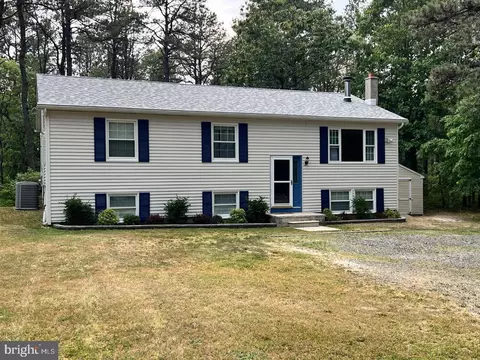 5328 Holly St, Mays Landing, NJ 08330