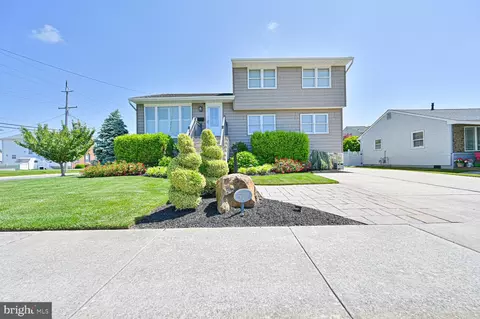 517 N Cornwall Ave, Ventnor City, NJ 08406