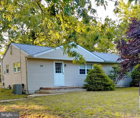119 Mark Ave, Egg Harbor Township, NJ 08234