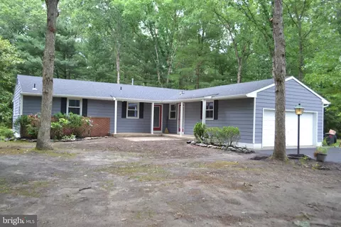 430 Locust St, Hammonton, NJ 08037
