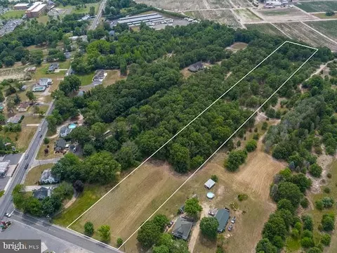 50 N Chew Rd, Hammonton, NJ 08037