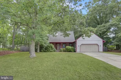 501 E Forestbrook Dr, Galloway, NJ 08205