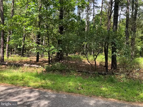 450 W Boundary Ave, Milmay, NJ 08340