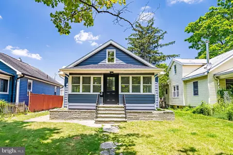 19 London Ave, Egg Harbor City, NJ 08215