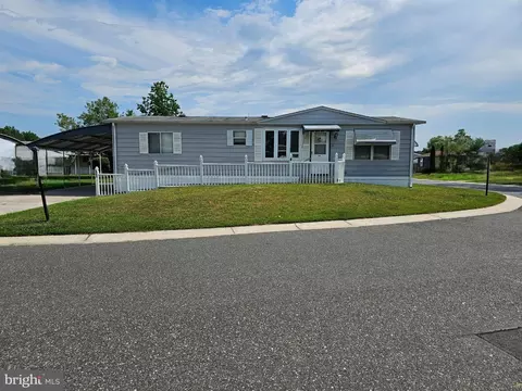 543 Puritan Dr, Buena, NJ 08310